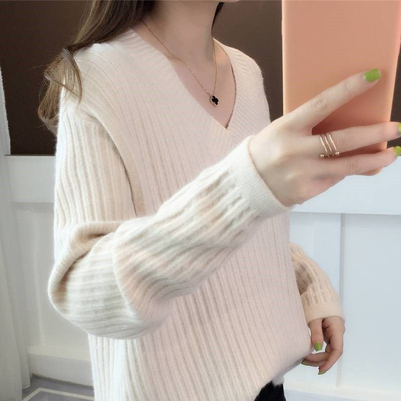 Wholesale autumn and winter new sets of V-colored women's bottoming shirt 2021 Korean version of loose lazy long-sleeved sweater