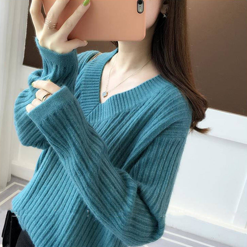 Wholesale autumn and winter new sets of V-colored women's bottoming shirt 2021 Korean version of loose lazy long-sleeved sweater