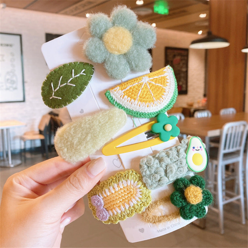 Autumn and winter children hairpin cartoon plush card cute baby broken clip headquarter Korean network red girl hair accessories