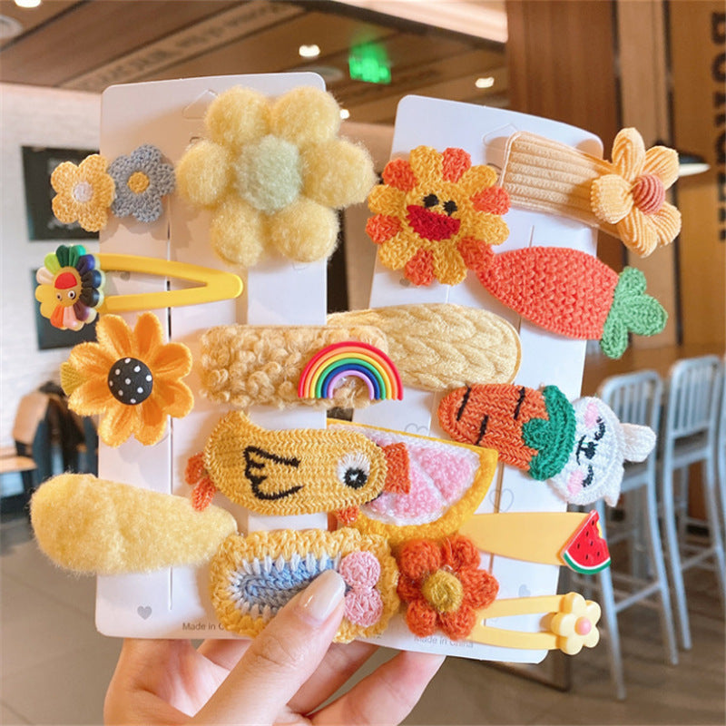 Autumn and winter children hairpin cartoon plush card cute baby broken clip headquarter Korean network red girl hair accessories
