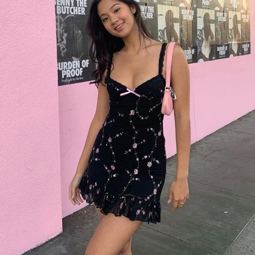 Black & Pink Sweet Flowery Embroidery A-Line Dress